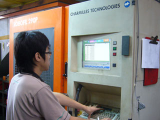 CNC Brass Wire Cut Machine(Charmilles 290P) - Lam joe yeh CNC Brass Wire Cut Machine(Charmilles 290P) - Lam joe yeh